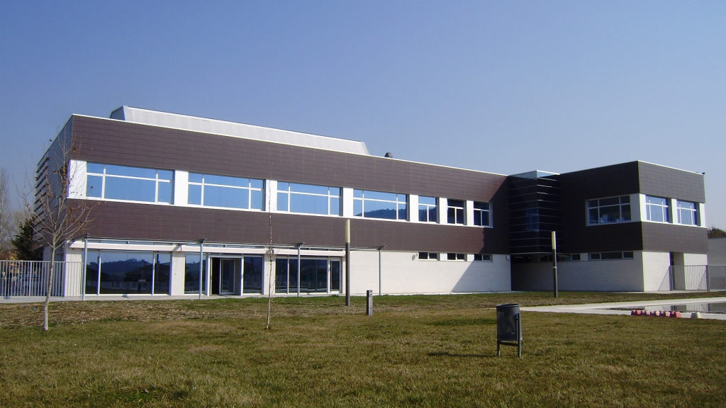 Imagen del polideportivo